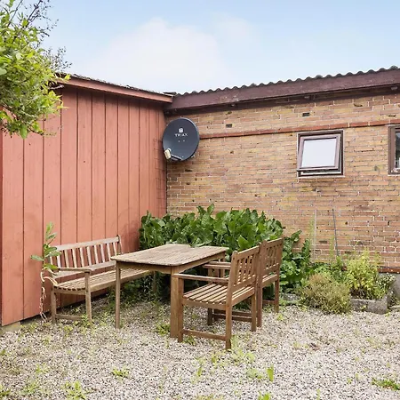 度假居 2 Bedroom Awesome In *